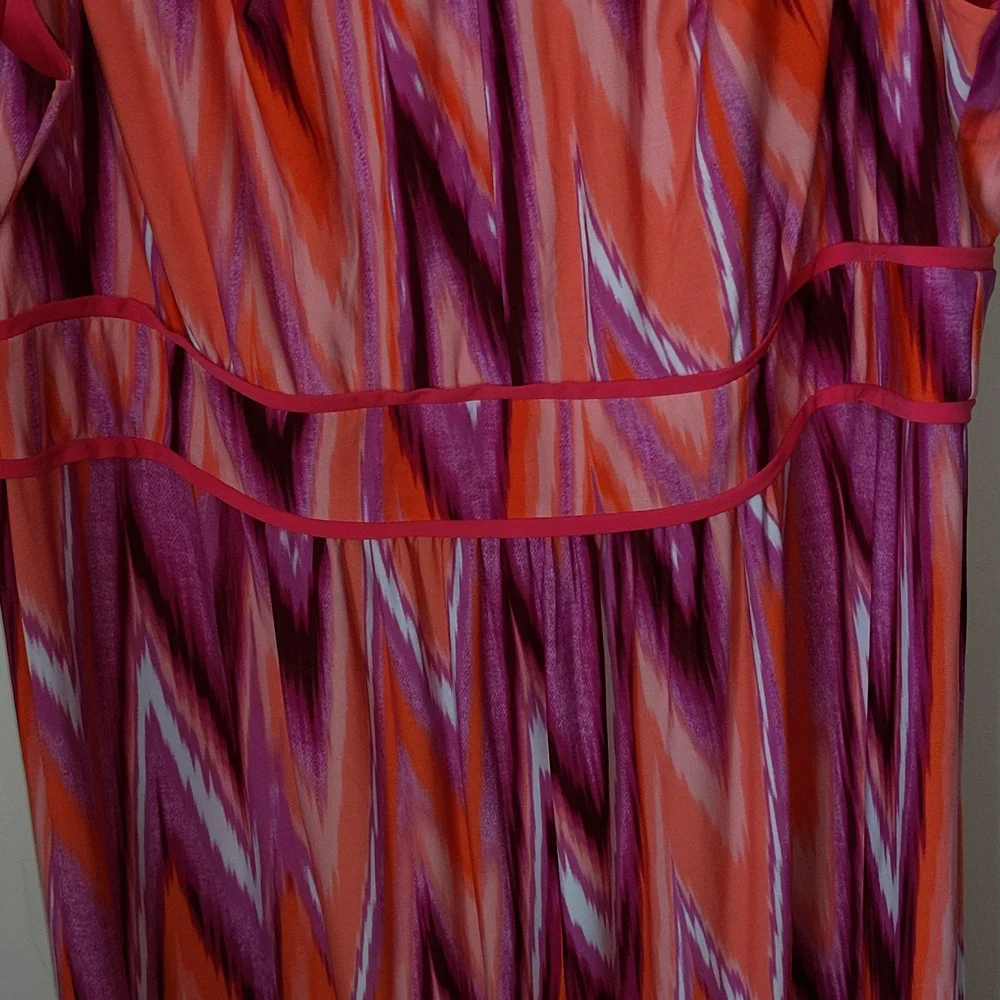 Catherine's Women's Size 1X Partially Lined Sleeveless One Piece Dress - Picture 2 of 10